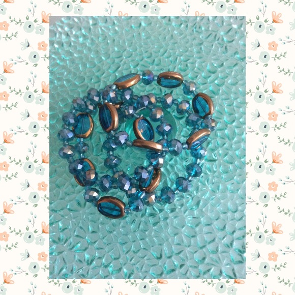 Aurora Borealis & Gold Bead  Stretch Bracelet NWOT - Picture 2 of 8